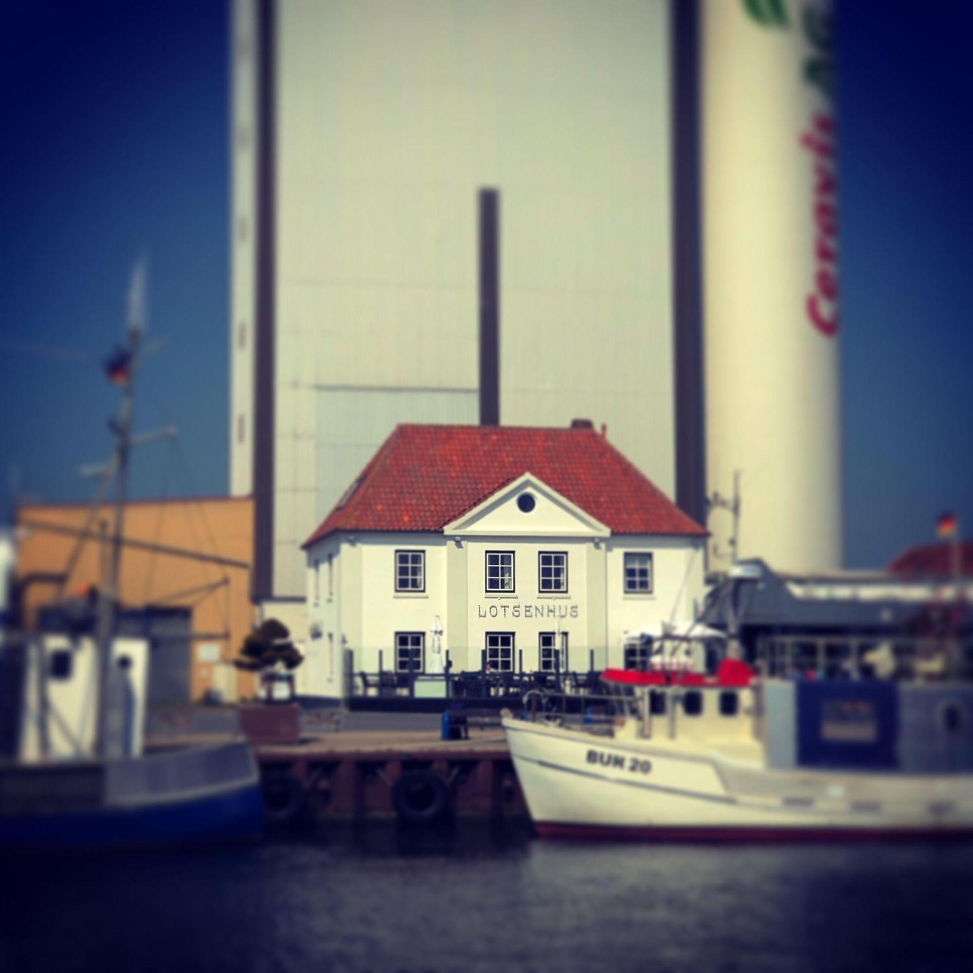 Suedstrand-Ferienwohnung-Suhr Burgtiefe auf Fehmarn エクステリア 写真